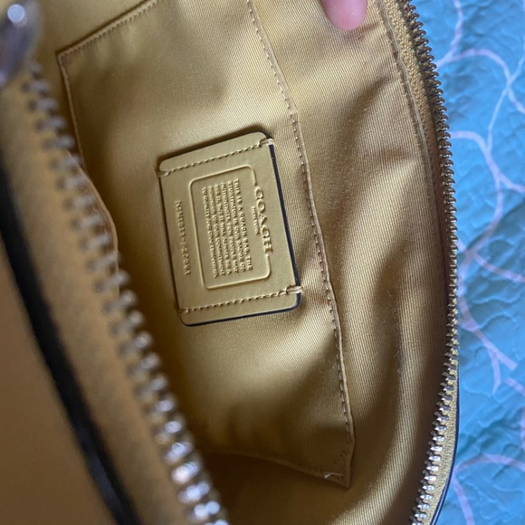 YELLOW COACH BAG - Picture 9 of 9